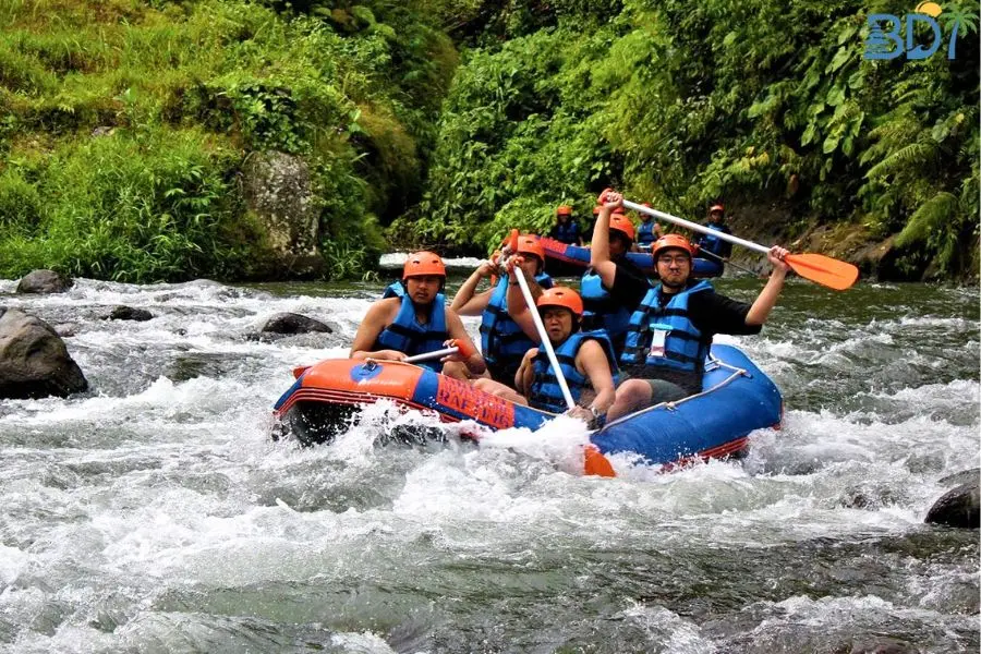 Experience 30 minutes of underwater ocean walking in Sanur followed by a 2-hour white-water rafting trip on the Sungai Telaga Waja.